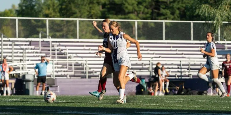Kerr Lifts Polars to Key UMAC Victory Over Bethany Lutheran