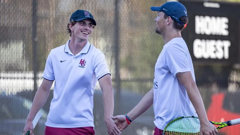 Hamline Tennis Dominates in Dual Against UW-Stevens Point
