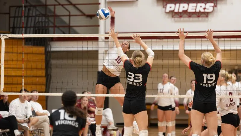 Hamline Falls to RV St. Olaf in MIAC Matchup