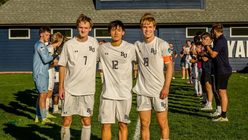Royals Battle Macalester to 1-1 Draw on Senior Day