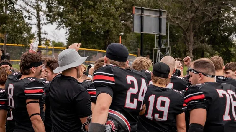 Greenville handily beats Knights