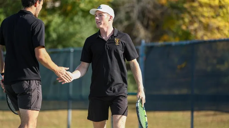 Men's tennis posts 6-1 win at UW-Superior in lone fall dual match