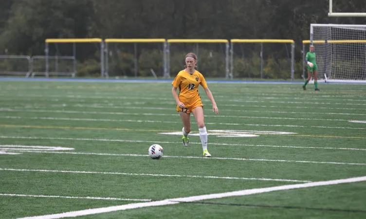 Women's Soccer Falls 4-0 at St. Olaf