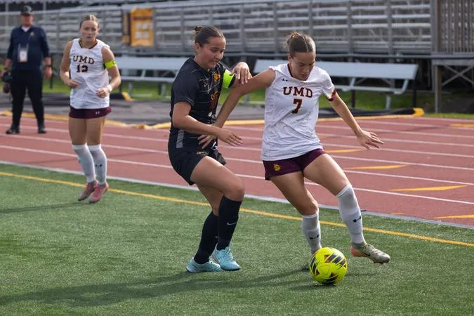UMD Soccer Crushes Crookston 5-1 on Senior Day