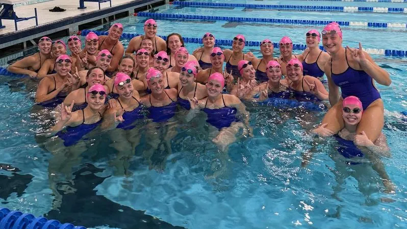 Mavericks Finish First at St. Cloud Invite