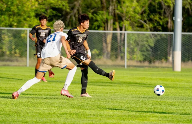 Cathedral Crusaders Aim For Another State Tournament Run Despite Losing Top Scorer