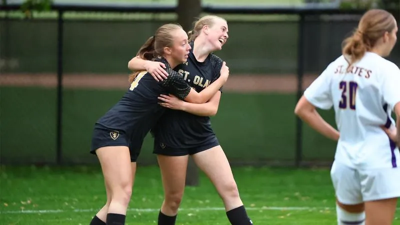 St. Kate's four-goal first half sinks women's soccer on the road
