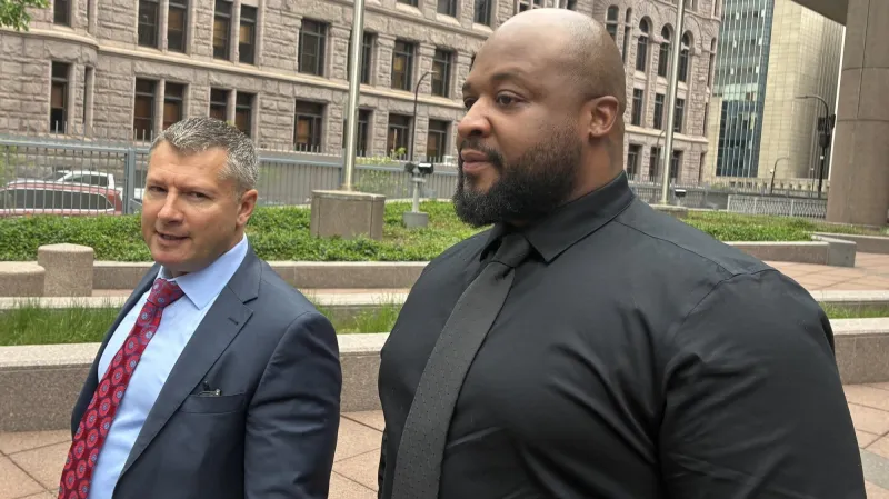 Charged ICE agent says he feared for his safety