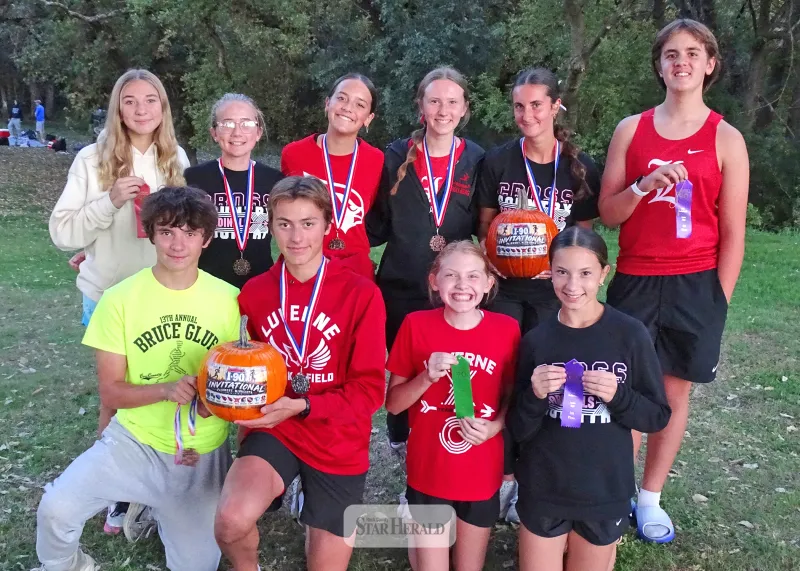 Luverne boys' and girls' cross country teams take first place at I-90 Invitational