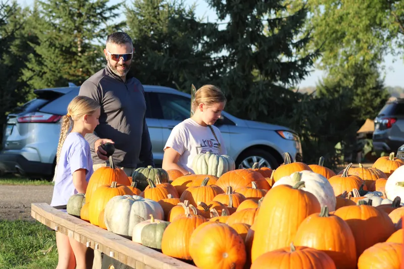 Families enjoy 'Pumpkins and Pals'