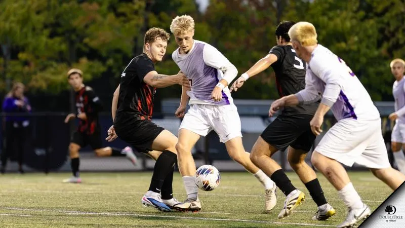Rams Strike Twice in First Half to Top Eagles
