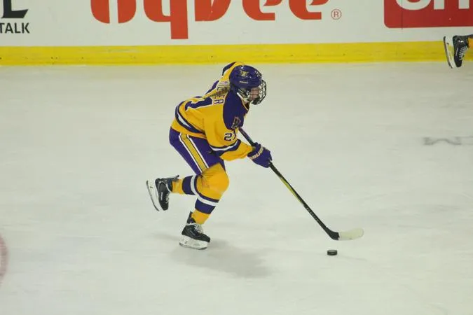 Mavericks Fall to No. 2 Badgers 5-1