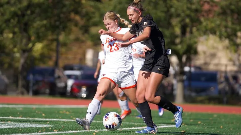 Women's Soccer: Scots Fall to St. Olaf in MIAC Battle
