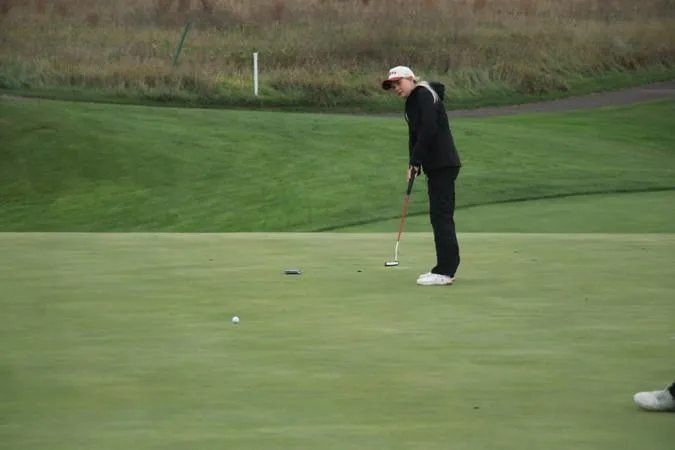 Golden Eagle Women's Golf Closes Out Fall Season at Indian Creek Shootout in Nebraska