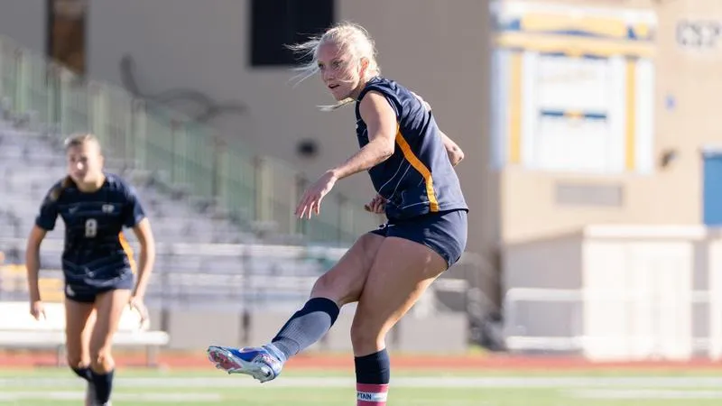 Golden Bears play to 1-1 draw on Senior Day