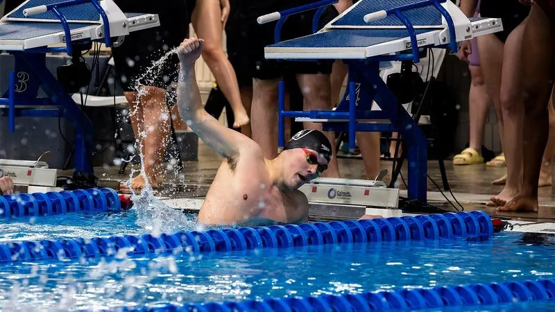 Reilly and Small sweep MIAC Swimmer of the Week accolades