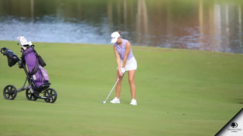 Philyaw in Second After 36 Holes in Florida
