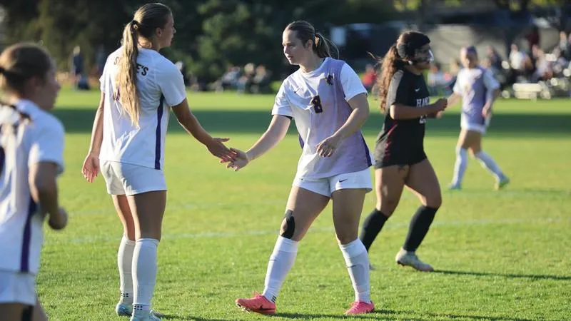 Meier's second-half goal lifts Wildcats past Pipers, 1-0
