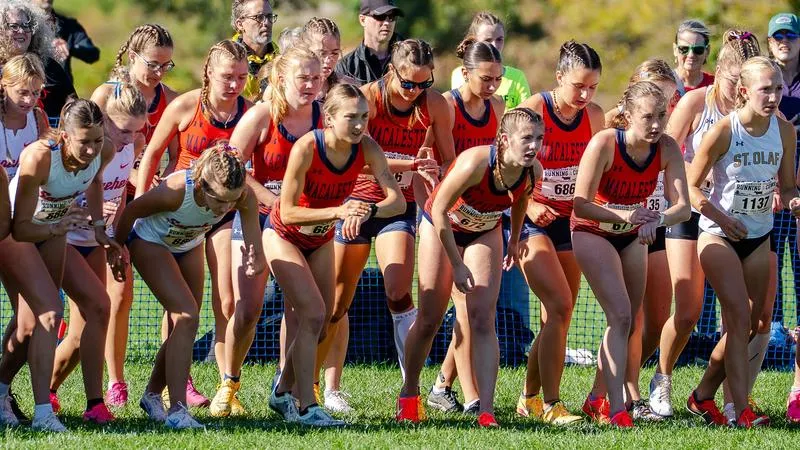 Women's Cross Country: Macalester Ranked Eighth in North Region
