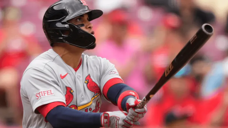 Bryan Torres homers in major league debut at age 28 as Cardinals beat Reds 8-1