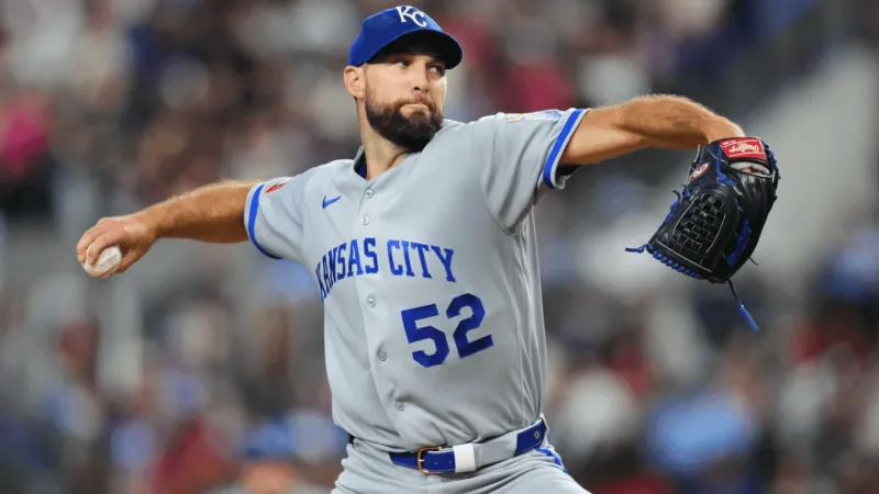 Jack Leiter strikes out 10 and Rangers score 4 runs in 1st inning to sweep Royals