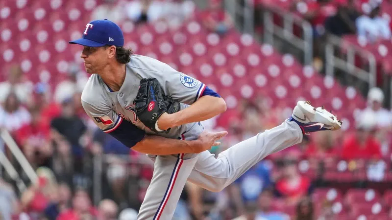 Jacob deGrom earns 100th career win on 4th try as Rangers top Cardinals 2-1