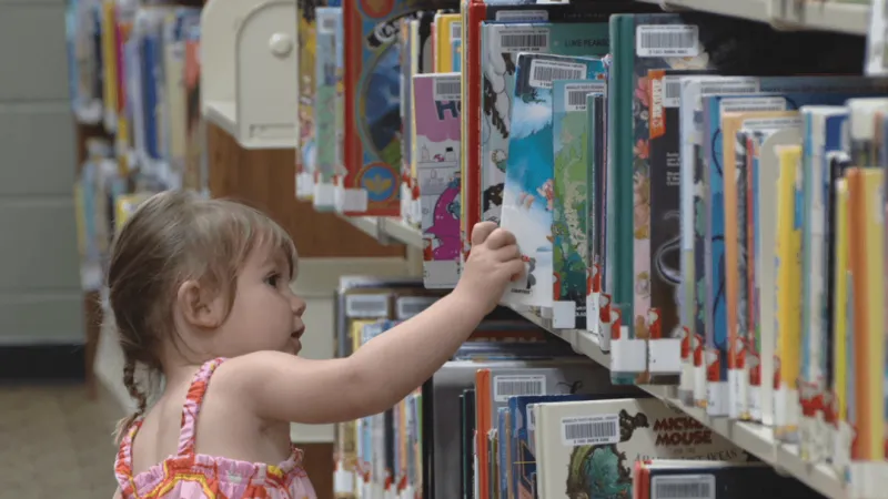 Missouri to freeze Dolly Parton Imagination Library sign-ups July 1 after funding cut