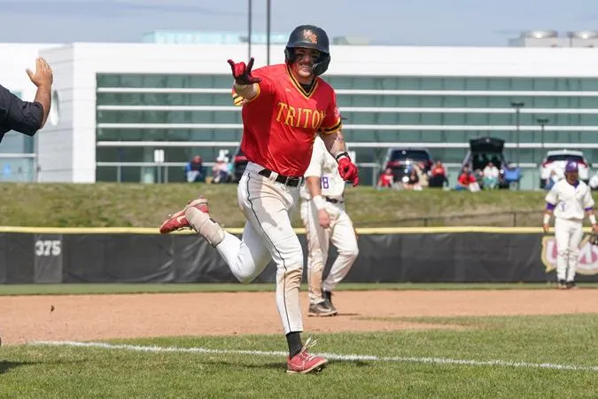 UMSL Baseball's Bonczkowski Signs With Schaumburg Boomers