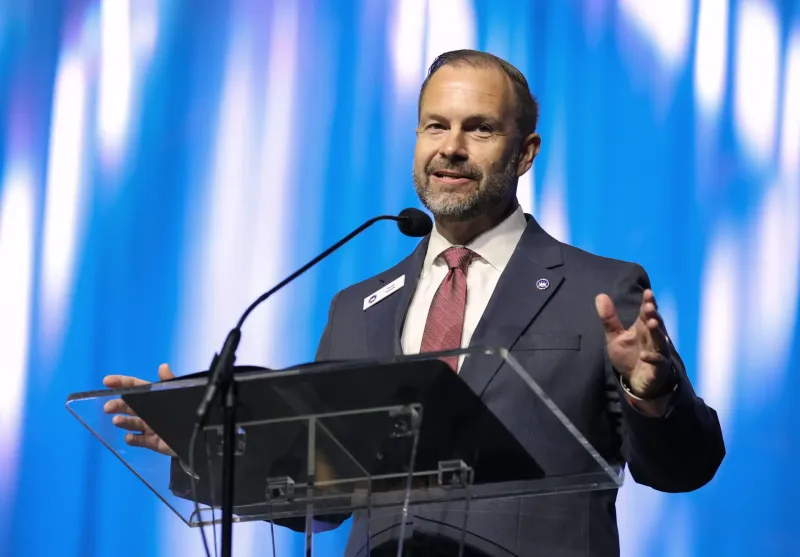 Lenow introduced during ERLC annual meeting report