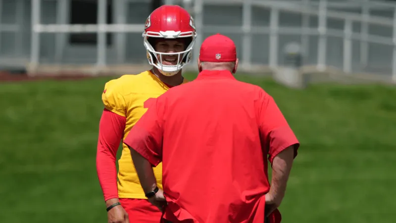 Andy Reid: Patrick Mahomes on track for Chiefs training camp after knee surgery