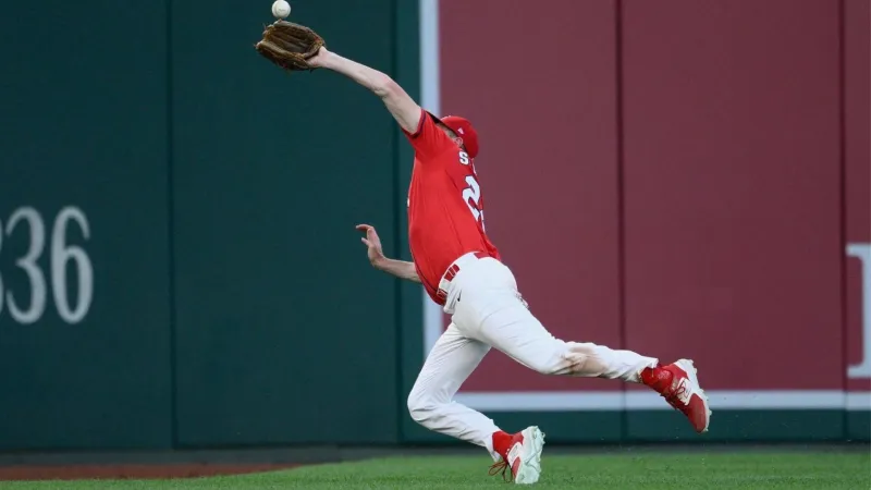 Schmitt's Diving Catch Earns ESPN Recognition