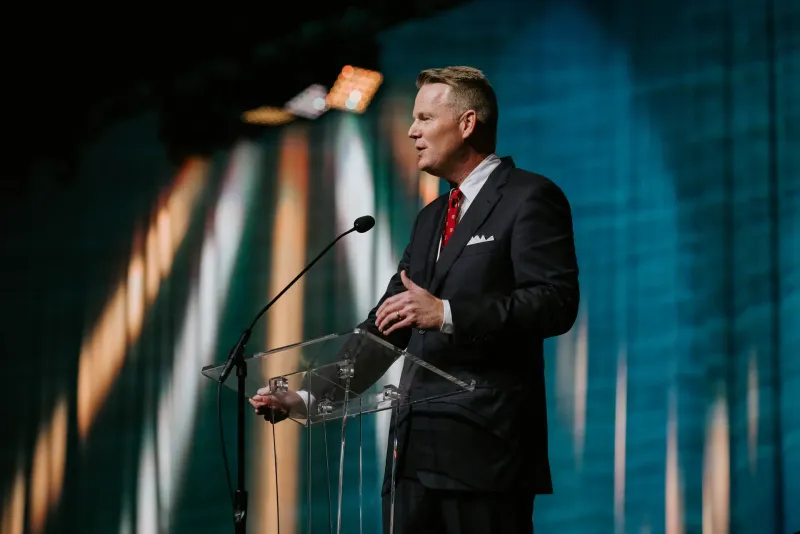 Midwestern Seminary's Allen highlights growth, commitments, Spurgeon Library in report at SBC annual meeting