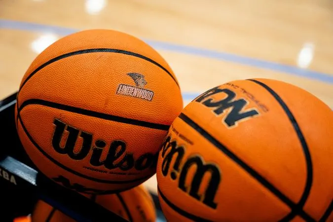 Women's Basketball Completes 2026-27 Roster