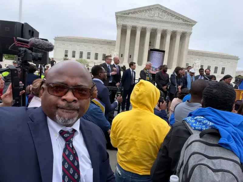 High Court rules against Haitians, Syrians seeking to retain legal status