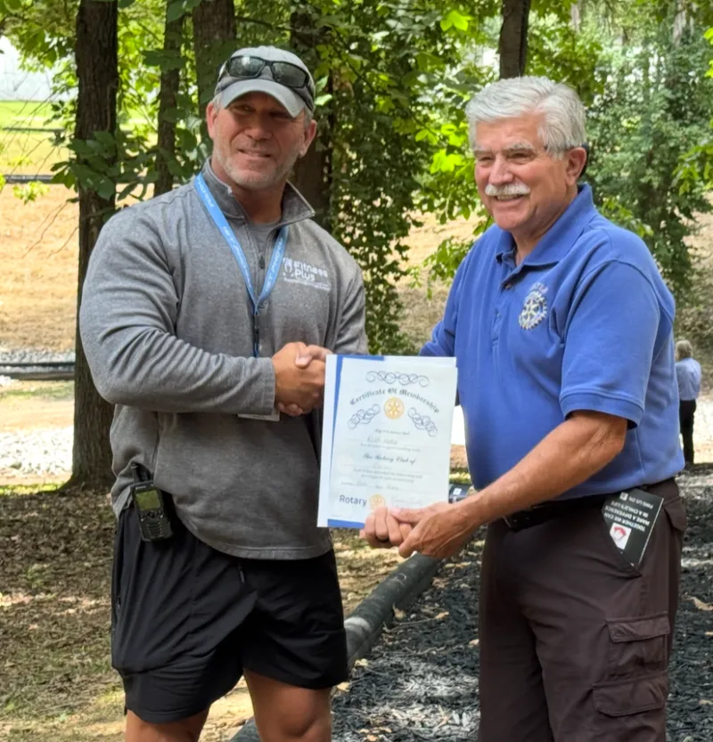 Hente Joins Dexter Rotary Club