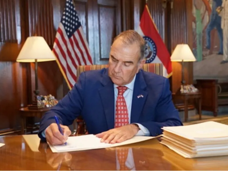 Gov. Kehoe signs $50.7 billion Missouri budget, issues $30 million in vetoes