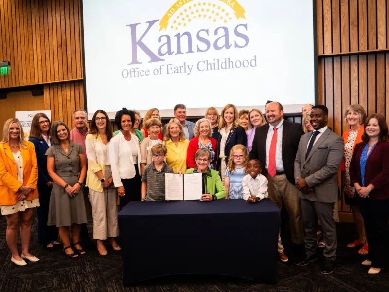 Kelly celebrates grand opening of Kansas Office of Early Childhood