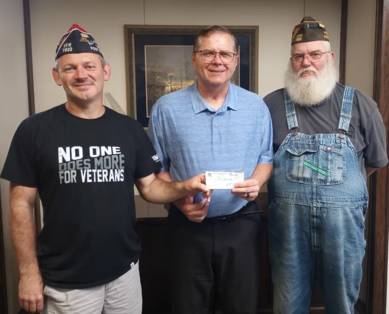 1st Midwest Bank Donates Homecoming Rental Proceeds
