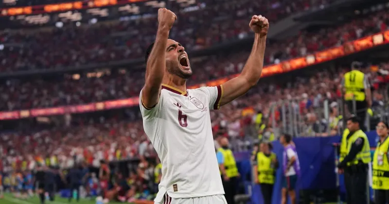 Mikel Merino's late goal sends Spain to quarterfinals and ends Cristiano Ronaldo's World Cup career