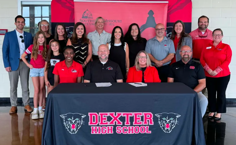 Dexter R-XI School District and SEMO Join Forces to Advance Educational Opportunities for Local Educators