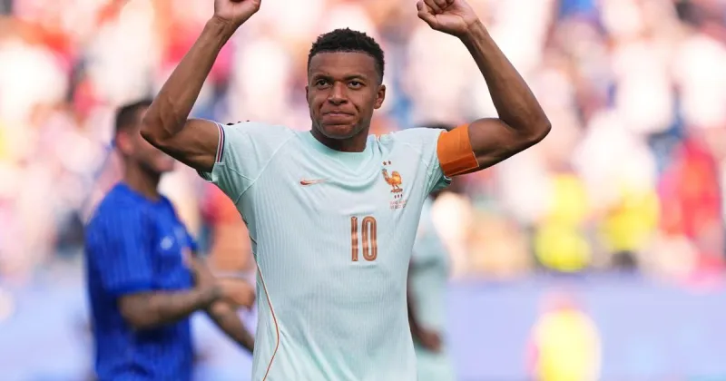 Kylian Mbapp has a goal and an assist as France beats Morocco 2-0 in the World Cup quarterfinals
