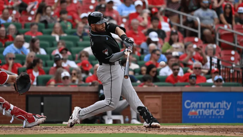 Locklear, Pdaadt help the Diamondbacks beat the Cardinals 10-6