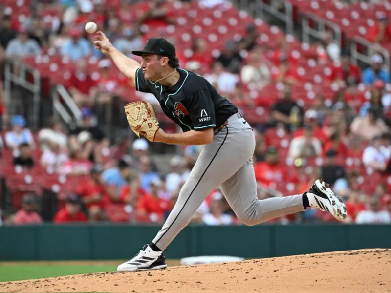 Locklear, Pdaadt help the Diamondbacks beat the Cardinals 10-6