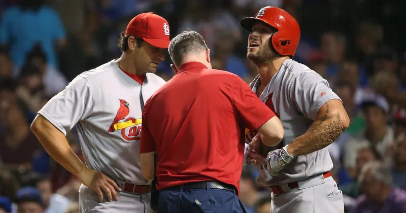 Former Cardinals' doctor is owed back pay by Mercy, lawsuit says