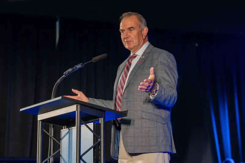 Kehoe promotes Amendment 5 at chamber event