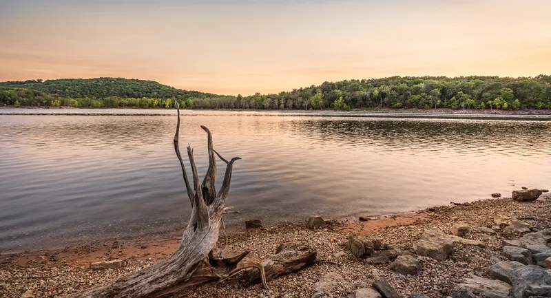 Outdoors Cricket Creek Campground on Table Rock Lake: A Day-Trip Guide
