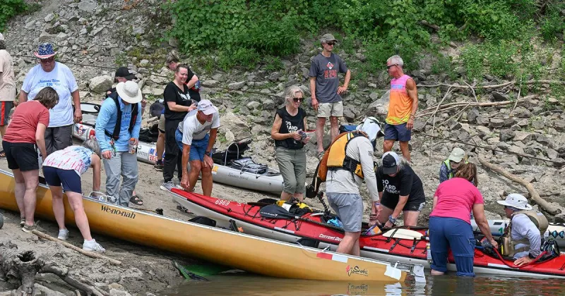 Paddlers in the world's longest river race make a stop at Cooper's Landing