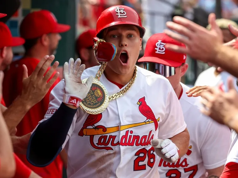Bregman lifts Cubs to 4-2 victory over Cardinals in 10 innings.