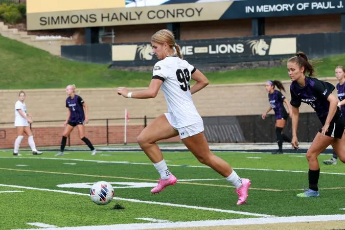 Women's Soccer Hosts Mizzou for Exhibition