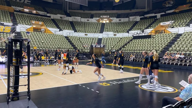 Mizzou Volleyball offers preview of team in Black and Gold scrimmage